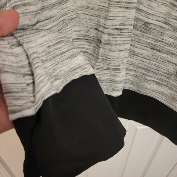 Calvin Klein blouse - Picture 3 of 6